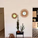 Apartment Centre Proche Chu