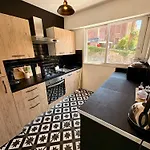 Centre Proche Chu Apartment