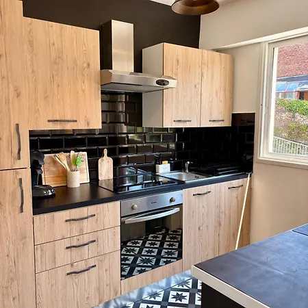 Centre Proche Chu 아파트 *