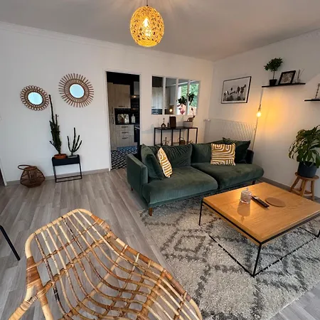 Centre Proche Chu 아파트