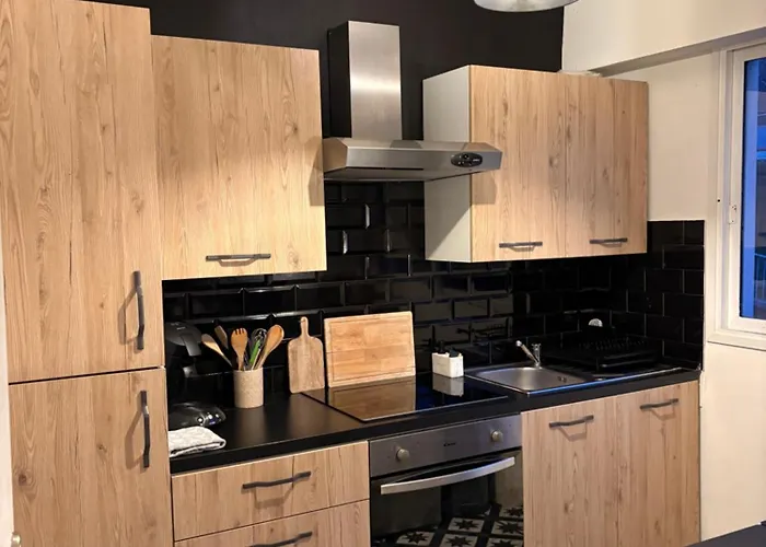 Centre Proche Chu Apartment